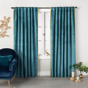 Enrich the beauty of the house by buying Decorative Curtains 
